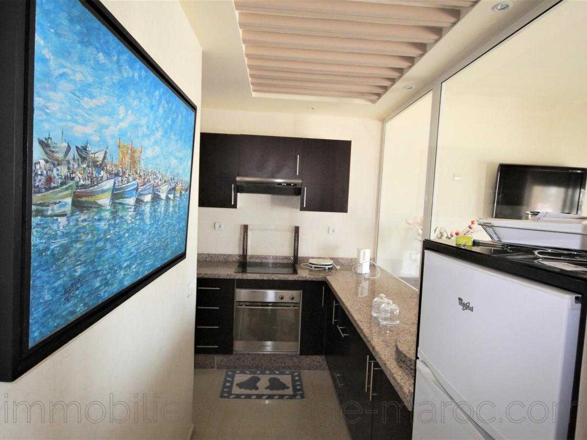 Apartment Bon état , vue sur mer , proche tout commerce  Advantages